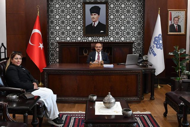 Dünya Gazetesi Temsilcisinin Vali Ustaoğlu’na Ziyareti