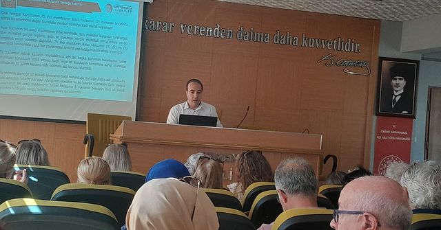 Edremit’te Dernekler için Bilgilendirme Toplantısı Düzenlendi