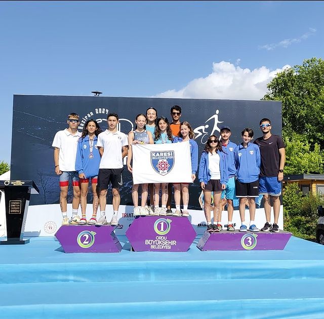 Karesi Belediyespor Triatloncuları Ordu’da Büyük Başarı Elde Etti