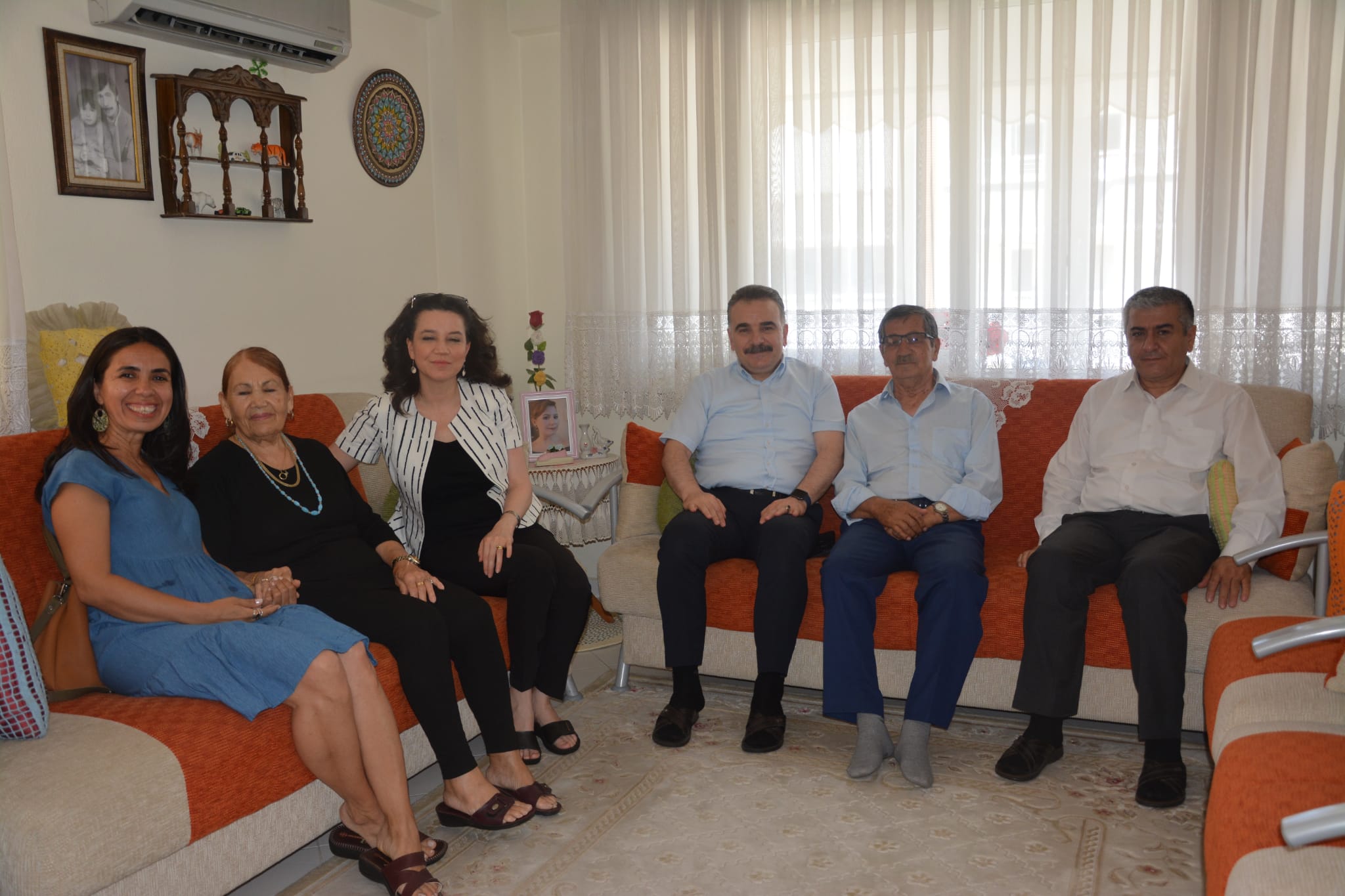 Edremit Kaymakamı Şehit Ailelerini ve Gazileri Ziyaret Etti