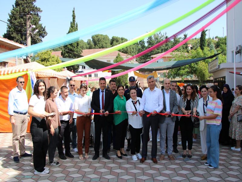 Kaymakam Dr. Arslan Yurt, Hayat Boyu Öğrenme Haftası Etkinliklerine Katıldı