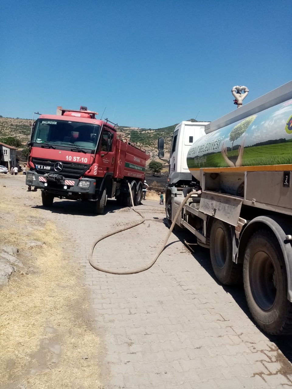 Kepsut Belediyesi, günlük temizlik çalışmalarını aralıksız sürdürüyor