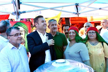Pir Sultan Abdal Kültür Derneği Tarafından düzenlenen Aşure Etkinliği Büyük İlgilendi