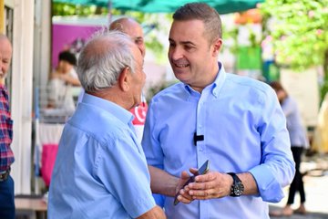 Balıkesir Büyükşehir Belediye Başkanı Ahmet Akın, Sanatı Desteklemeye Devam Ediyor