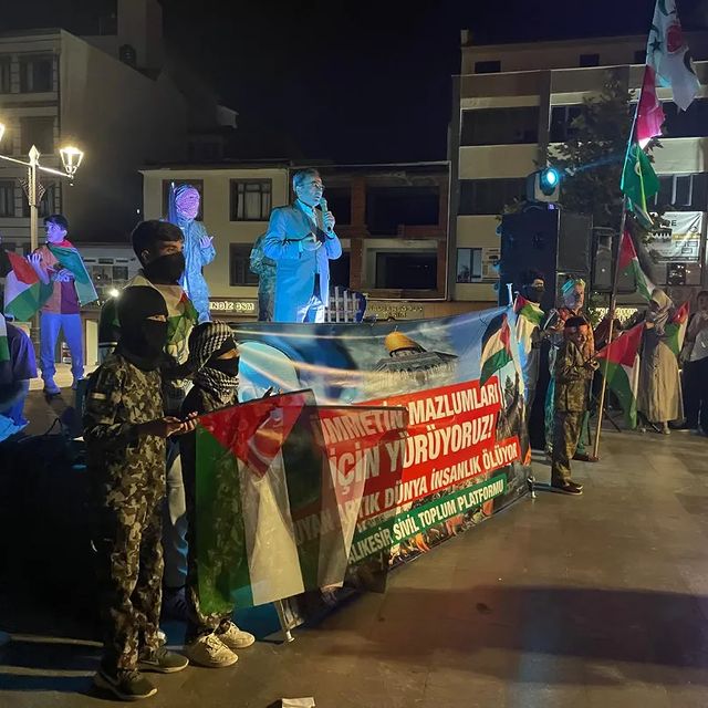 Balıkesir’de “Ümmetin Mazlumları İçin Yürüyoruz” Etkinliği Düzenlendi