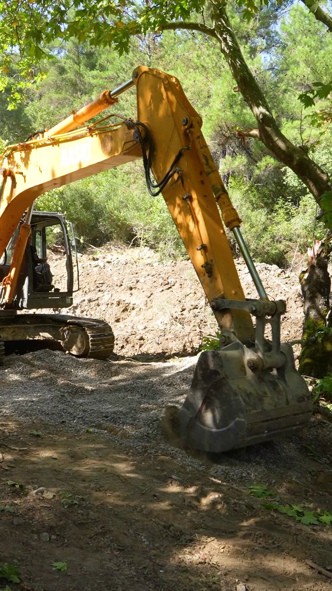 Balıkesir Büyükşehir Belediyesi Altyapı Sorunlarını Çözüyor