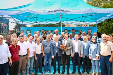 Balıkesir Büyükşehir Belediyesi Çiftçilere Makine Yardımı Sağladı