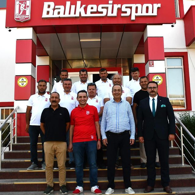 Balıkesirspor’a Eski Başkan Özgür Yılmaz’dan Destek Ziyareti