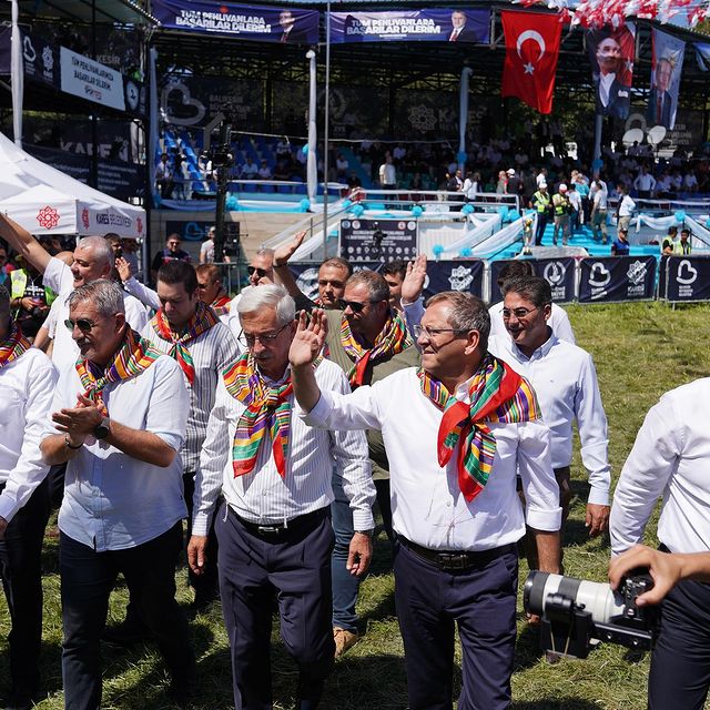 64. Geleneksel Kurtdereli Mehmet Pehlivan Yağlı Güreşleri Finali Büyük Coşkuyla Tamamlandı