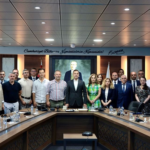 Gömeç Belediyesi ve Balıkesir Büyükşehir Belediyesi Ortak Projeler İçin Toplandı