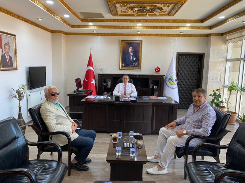 Kemah Kaymakamı Ziyaret Edildi