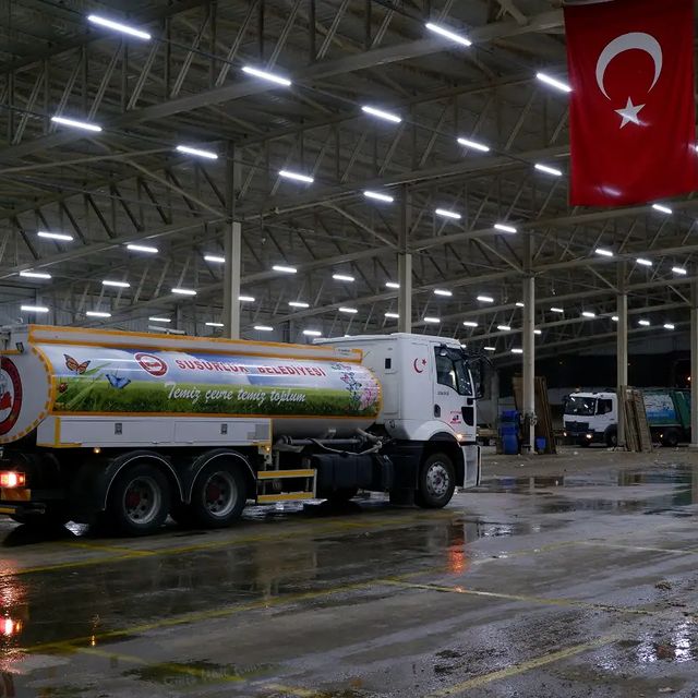Hasan Can Kapalı Pazaryeri Temizlendi