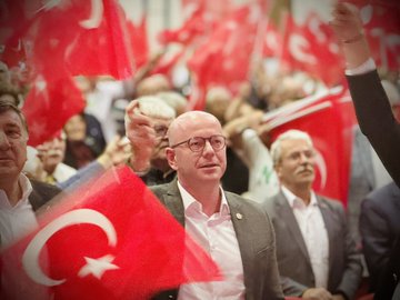 Balya Belediye Başkanı ve CHP Milletvekili Demokrat Parti Balıkesir İl Kongresi’ne Katıldı