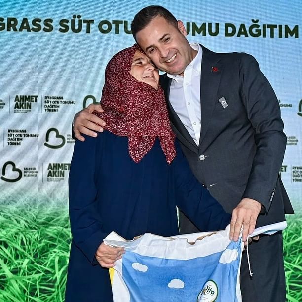 Balıkesir’de Çiftçilere Süt Otu Tohumu Desteği