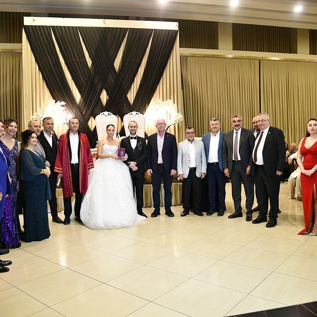 CHP Üyesi Davut Talaş’ın Kızı Melike Talaş ile Oğuzhan Acar Evlendi