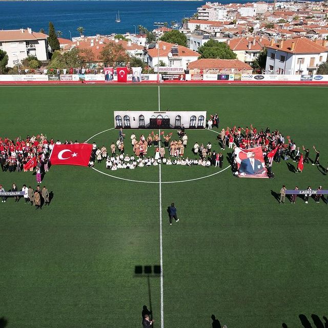 29 Ekim Cumhuriyet Bayramı Ayvalık’ta Coşkuyla Kutlandı