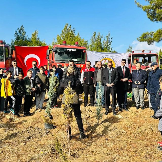 İlçede Ağaçlandırma Etkinliği Gerçekleşti