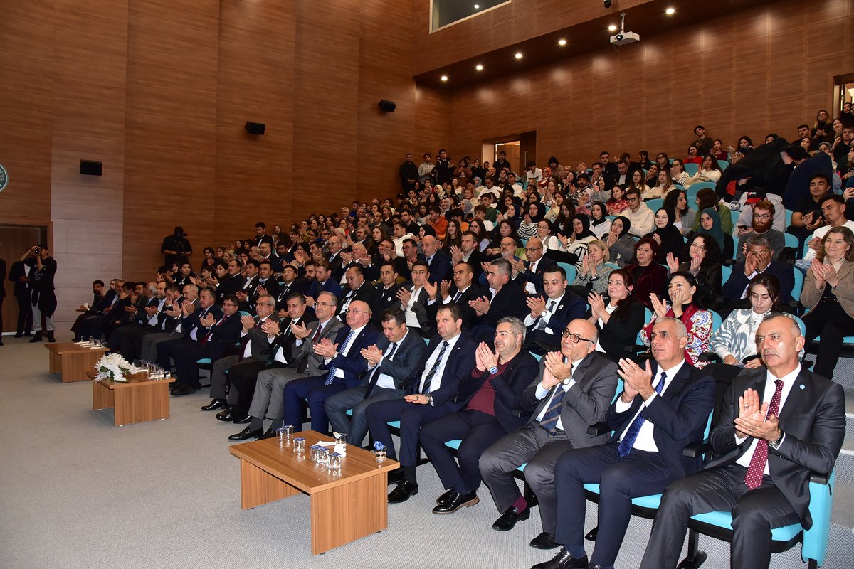 Prof. Dr. Mustafa Şentop: Hukukun Toplum Üzerindeki Temel Rolü