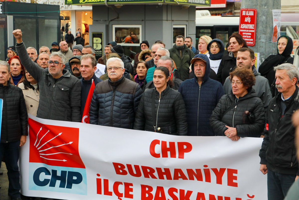 Körfez Emek ve Demokrasi Bileşenleri, Burhaniye’de Miting Düzenledi