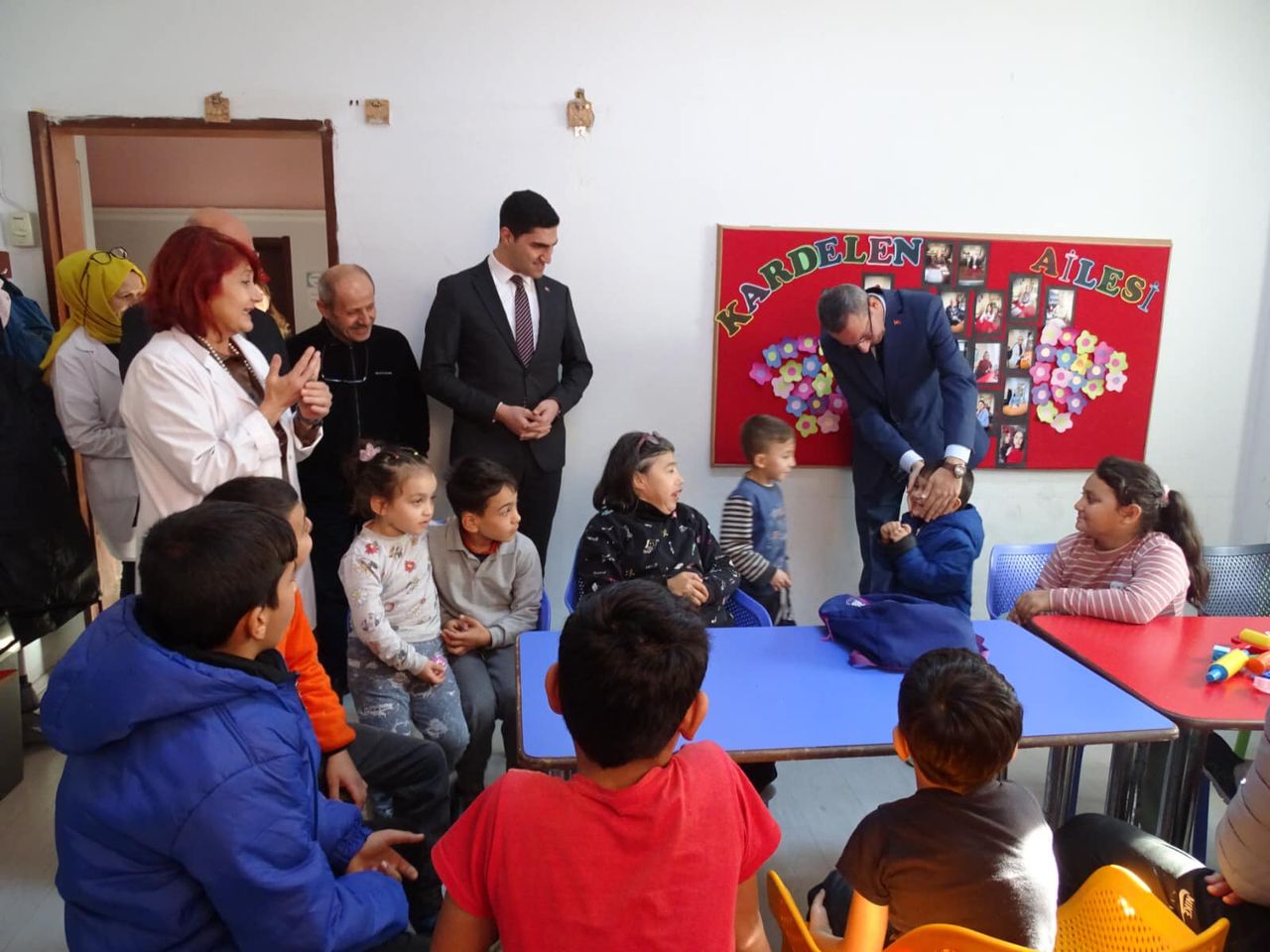 Kaymakam ÖZDERİN, Özel Eğitim Merkezini Ziyaret Etti
