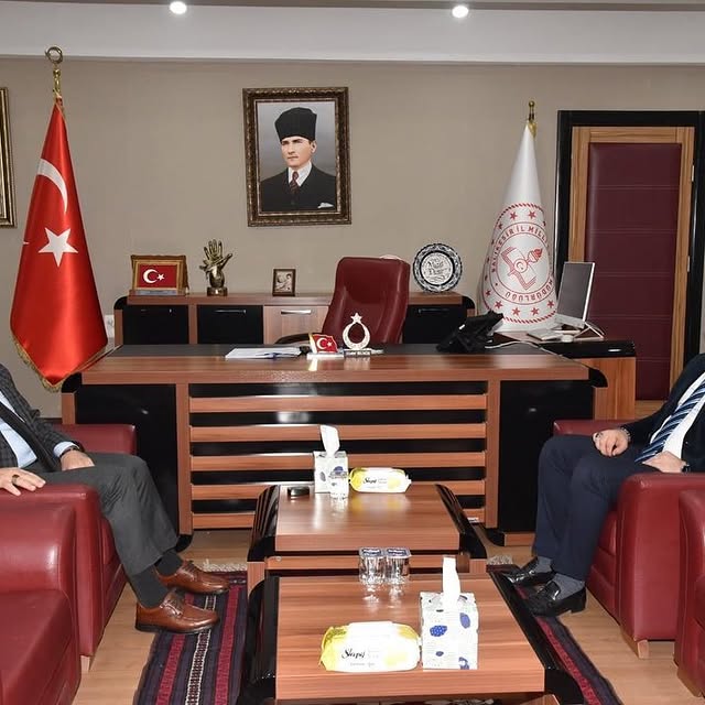 Balıkesir İl Milli Eğitim Müdürü Erkan Alkan, Balıkesir Milli Eğitim Müdürlüğü’nü Ziyaret Etti