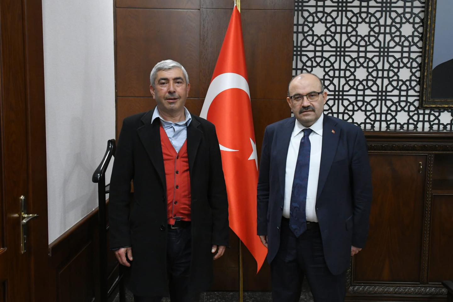 Vali Ustaoğlu, Balıkesir’in İlçelerinde Muhtarlarla Buluştu