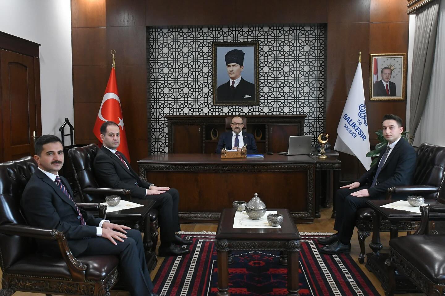 Balıkesir’de Kaymakam Refikleri Vali Ustaoğlu’nu Ziyaret Etti