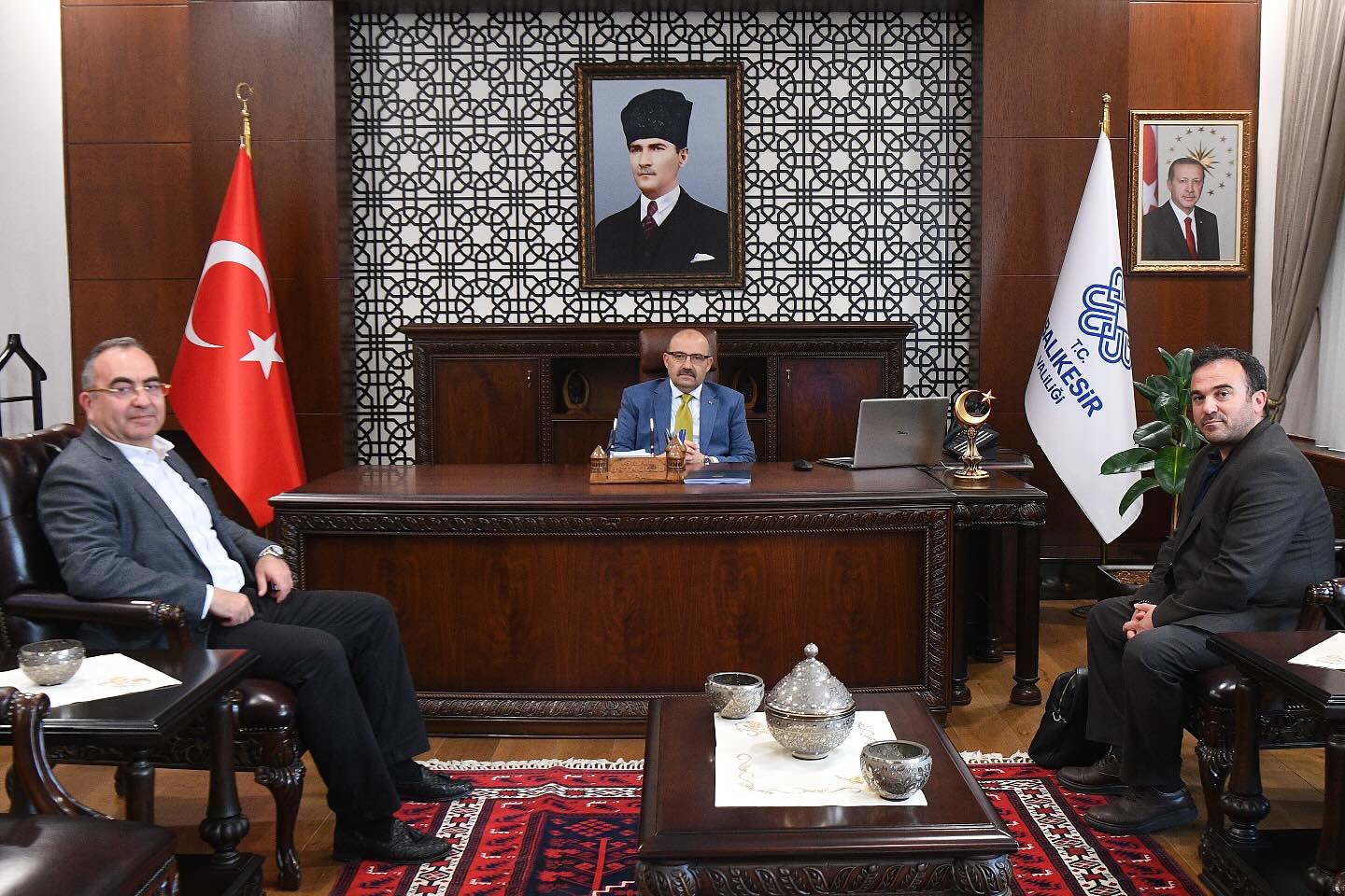 Balıkesir’e Moldova Ziyareti: Fahri Konsolos Vali Ustaoğlu’nu Ziyaret Etti