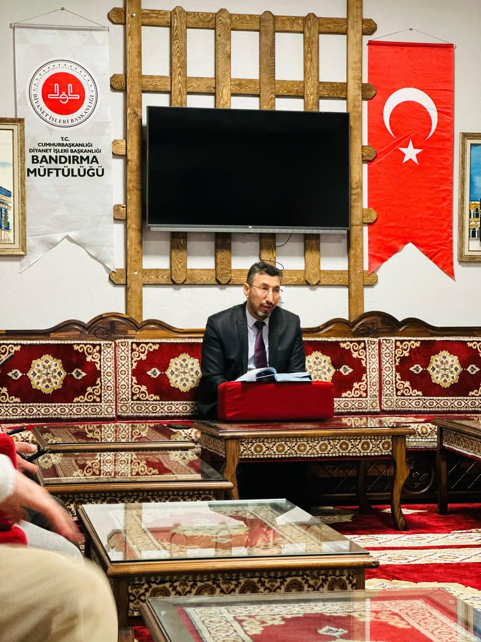 Bandırma’da Din Görevlileri İçin Tashih-i Huruf Dersleri Devam Ediyor