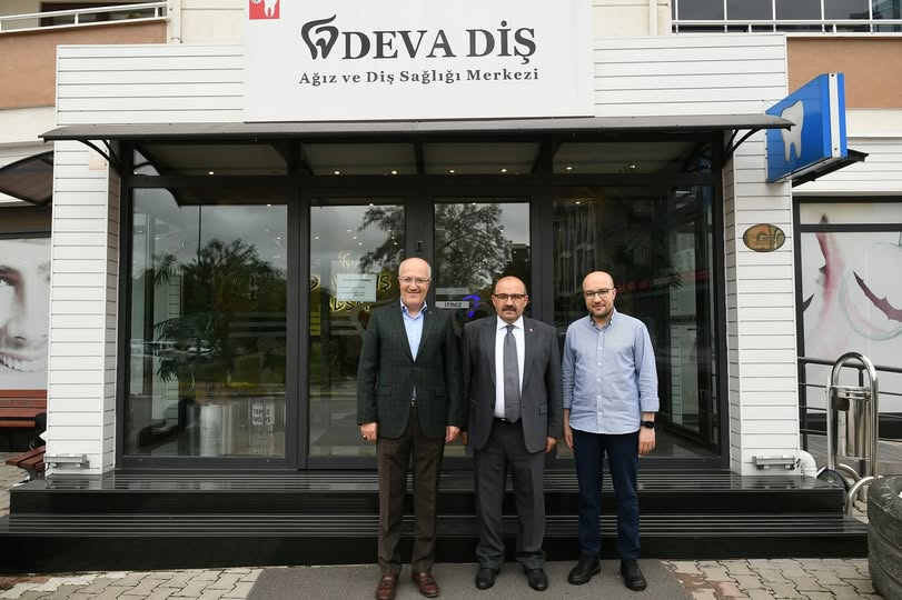 Balıkesir Valisi Ustaoğlu, Deva Diş Ağız ve Diş Sağlığı Merkezi’ni Ziyaret Etti