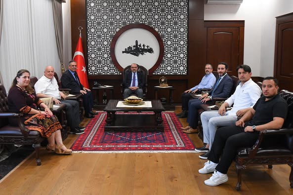Balıkesir’de Ziyaret: Emlak ve Gaziler Dernekleri, Valisiyle Buluştu