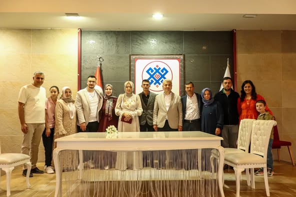 Karesi’de Nikah Coşkusu: Özkan ve Neşet Ailelerinin Mutluluğuna Şahitlik Edildi
