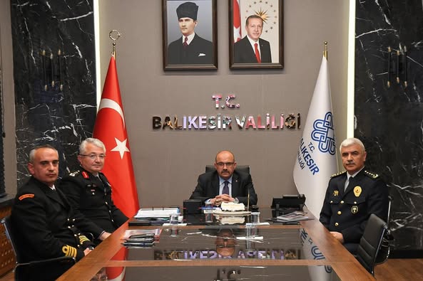 Balıkesir Valisi, Asayiş ve Güvenlik Konularını İçişleri Bakanı ile Görüştü