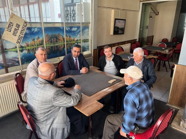 Bandırma Müftüsü, Kahvehanede Vatandaşlarla Bir Araya Geldi