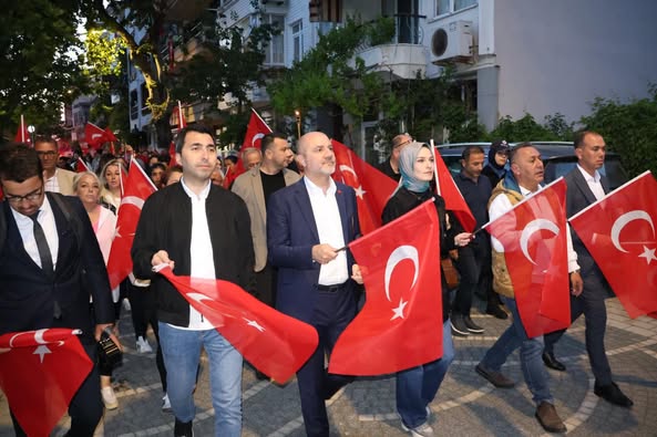 Marmara Adalar’da 19 Mayıs Coşkusu Fener Alayı ve Halk Oyunlarıyla Yaşandı