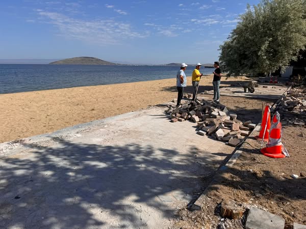 Marmara Adaları Sahillerinde Düzenleme ve Temizlik Çalışmaları Sürüyor