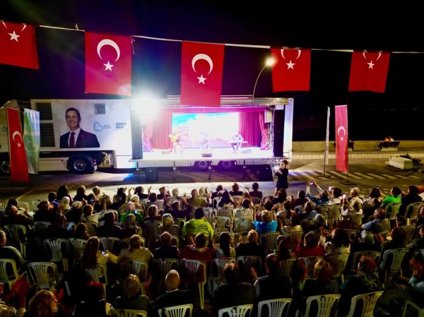 Marmara Adalar’da Balıkesir Büyükşehir Konseri Coşkuyla Tamamlandı