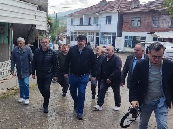 CHP Balıkesir, Dursunbey’de Halkla Buluştu, Dayanışma Mesajı Verdi