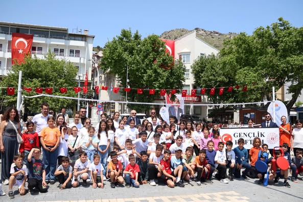 Marmara Adalar’da 19 Mayıs Coşkusuyla Spor Etkinlikleri Gerçekleştirildi