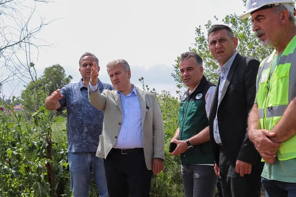 Balıklı Mahalle’de Üzümcü Çayı Üzerine Köprü İnşaatı Devam Ediyor