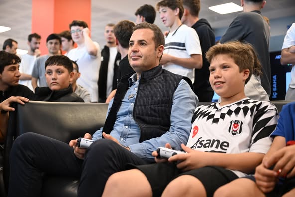 Balıkesir’de Gençleri E-Spor Heyecanı Sardı: Dijital Gençlik Merkezi’nde Kapsamlı Turnuva Düzenlendi