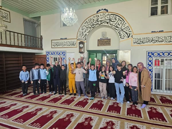 Bandırma’da ÇEDES Projesiyle Bin Öğrenci Camilerle Tanıştı