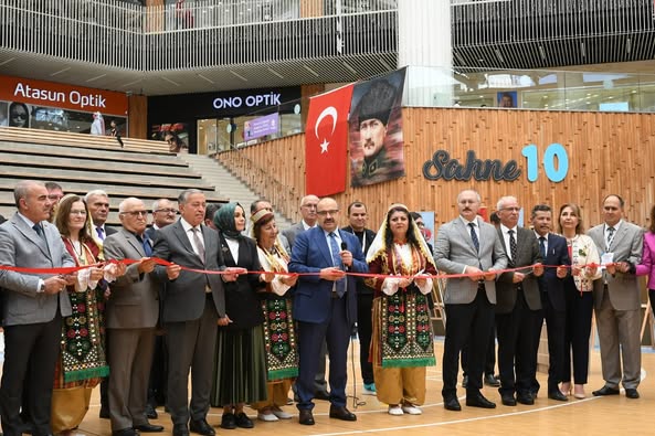 Balıkesir’de Hayat Boyu Öğrenme Haftası Etkinlikleri Sergiyle Başladı
