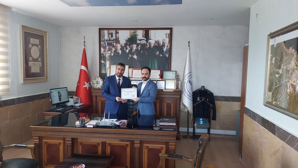 Bandırma Müftülüğü Personeline Başarı Belgesi Takdimi