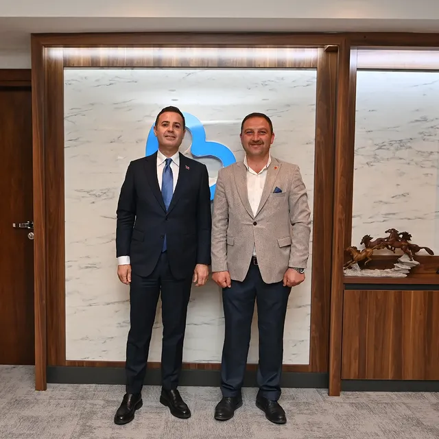 Bandırma Muhtarı, Balıkesir Büyükşehir Belediye Başkanı’nı Ziyaret Etti