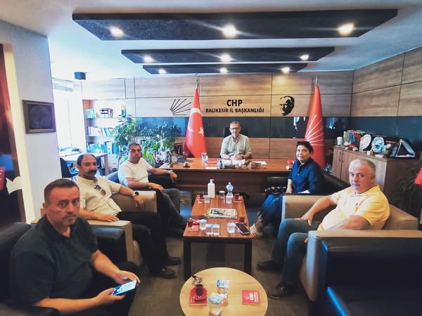 CHP Balıkesir İl Başkanlığı’na Disk Genel İş Sendikası Ziyareti