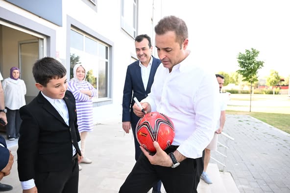 Balıkesir Büyükşehir Belediyesi Spor Yatırımlarına Devam Ediyor