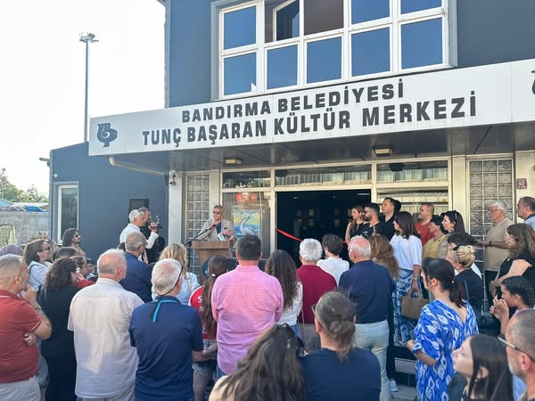 Bandırma Belediyesi’nden Manyas Kuş Cenneti Temalı Resim Sergisi