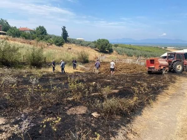 Gönen’de Çifteçeşmeler Mahallesinde Küçük Bir Yangın Kontrol Altına Alındı