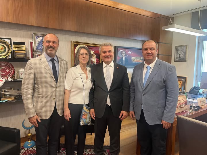 Gazi Meclis’i Hemşehrilerin Ziyaretiyle Onurlandı